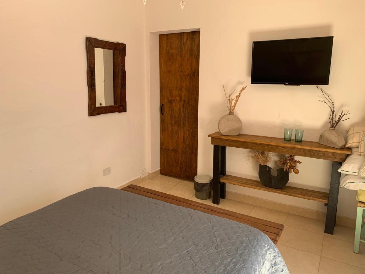 Alojamiento En El Centro De Salta - Casaguemessalta Extérieur photo