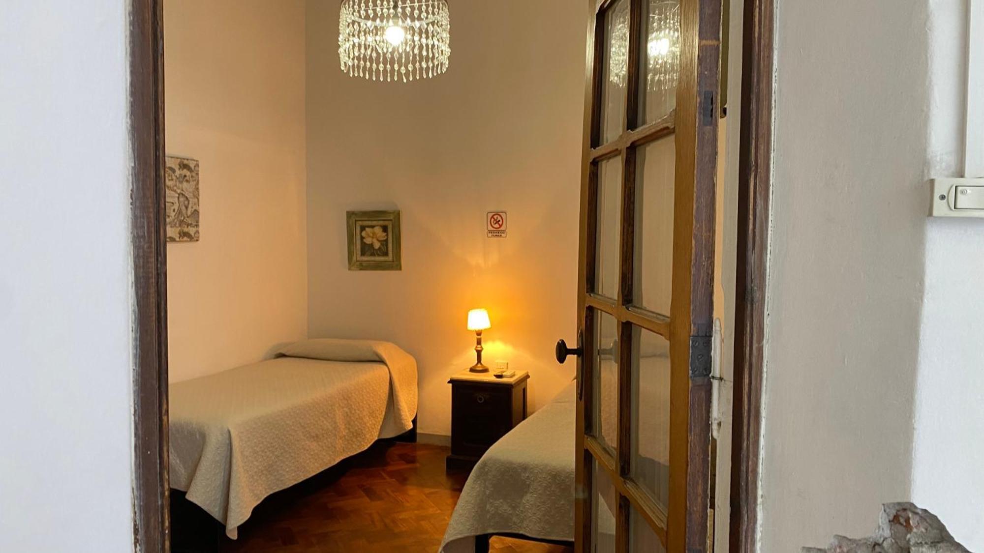 Alojamiento En El Centro De Salta - Casaguemessalta Extérieur photo